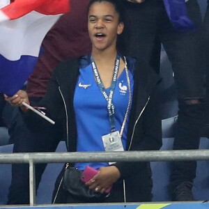 M. Pokora, Brahim Asloum, Arnaud Ducret lors du match d'ouverture de l'Euro 2016, France-Roumanie au Stade de France, le 10 juin 2016. © Cyril Moreau/Bestimage