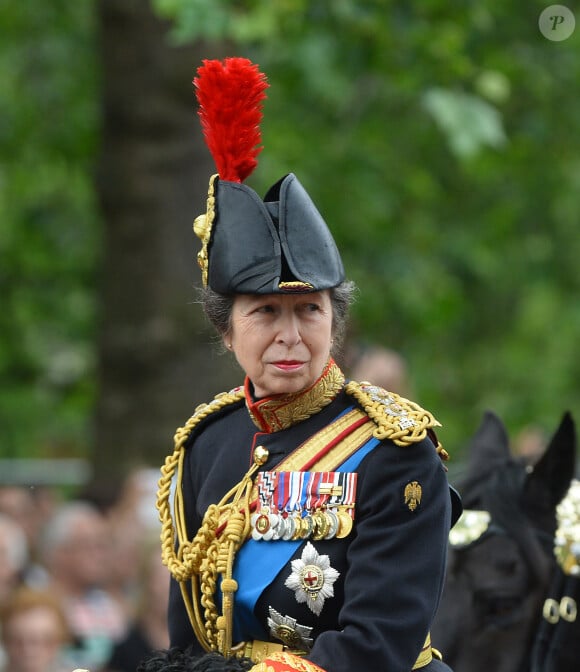 La princesse Anne lors de la parade Trooping the Colour sur le Mall, le 11 juin 2016 à Londres, en l'honneur du 90e anniversaire de la souveraine.