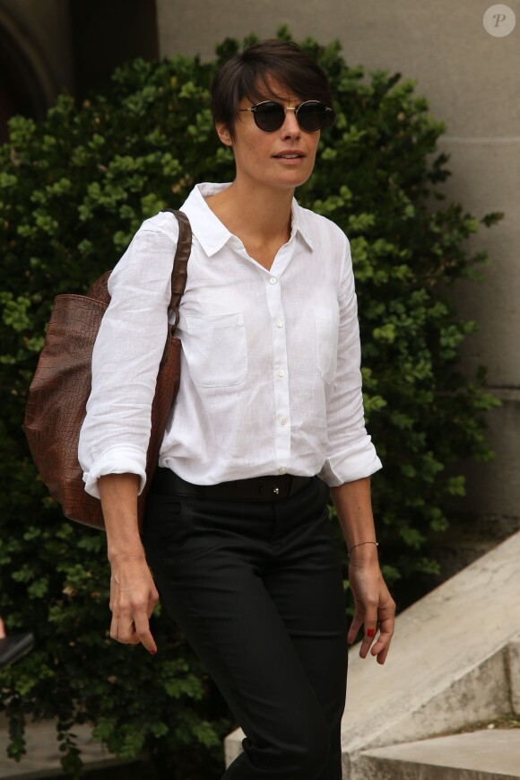 Alessandra Sublet - Obsèques d'Emmanuel Maubert au cimetière du Père-Lachaise à Paris le 8 juin 2016. © Agence/Bestimage