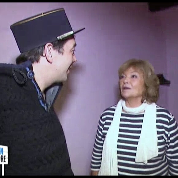 La mère de Stéphane Plaza a fait des confidences un peu gênantes sur son fiston dans Maison à vendre sur M6. Le 4 mars 2015.