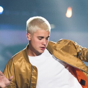 Justin Bieber en concert à Calgary lors de sa tournée "Purpose World Tour", le 13 juin 2016.