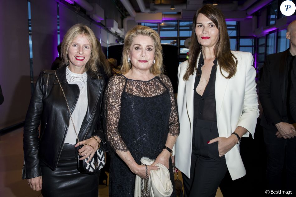 Deneuve Hands ViardCatherine Karin Lancement Marina Du Et clJTFK31