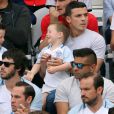 Coleen Rooney (femme de Wayne Rooney) et ses fils Klay et Kai Rooney - Match Angleterre - Pays de Galles au Stade Bollaert à Lens, le 16 juin 2016. © Cyril Moreau/Bestimage