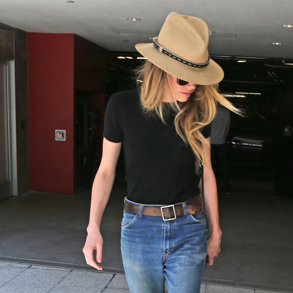 Amber Heard, qui a beaucoup maigri (10 kilos presque), se rend dans des bureaux à Los Angeles, le 16 juin 2016.