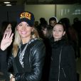 Semi Exclusif - Mélanie - Les anges 8 arrivent à Roissy le 5 mars 2016.