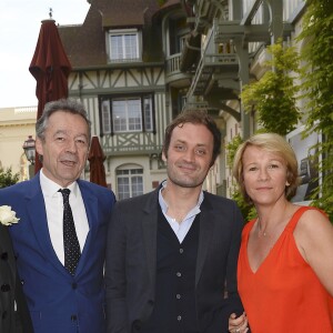 Daphné Bürki, Michel Denisot, Augustin Trapenard et Ariane Massenet - Inauguration de l'hôtel Barrière Le Normandy à Deauville, le 18 juin 2016. © Coadic Guirec/Bestimage