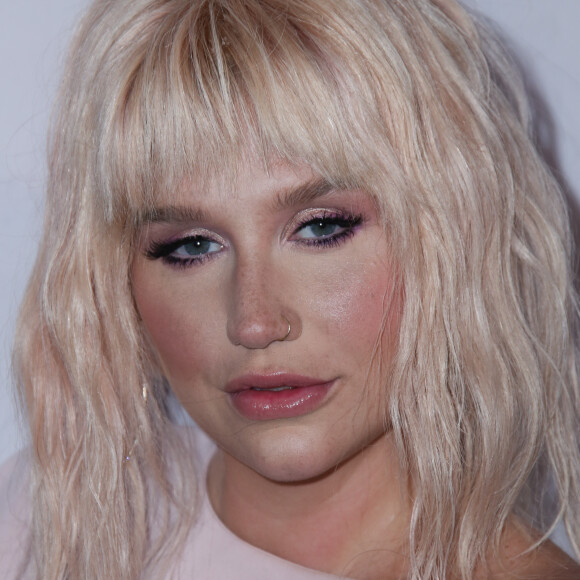 Kesha à la soirée de Gala de The Humane Society of the United States' to the Rescue aux Paramount Studios à Hollywood, le 7 mai 2016