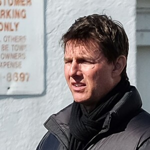 Exclusif - Connor Cruise vient rendre visite à son père Tom Cruise sur le tournage du film "Jack Reacher: Never Go Back" à la Nouvelle-Orléans, le 20 janvier 2016.