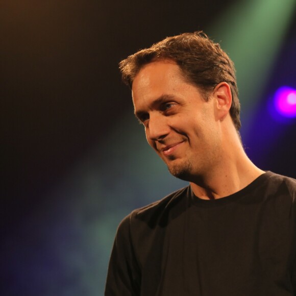 Exclusif - Concert exceptionnel de Grand Corps Malade avec de nombreux artistes sur scène au Trianon à Paris, le 17 juin 2016. À l'issue du concert Grand Corps Malade a reçu un disque de platine entouré de tous ses amis. © CVS / Veeren / Bestimage