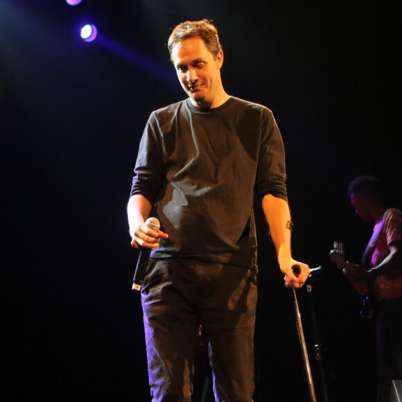 Exclusif - Concert exceptionnel de Grand Corps Malade avec de nombreux artistes sur scène au Trianon à Paris, le 17 juin 2016. À l'issue du concert Grand Corps Malade a reçu un disque de platine entouré de tous ses amis. © CVS / Veeren / Bestimage