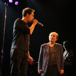 Exclusif - Grand Corps Malade et Richard Bohringer - Concert exceptionnel de Grand Corps Malade avec de nombreux artistes sur scène au Trianon à Paris, le 17 juin 2016. À l'issue du concert Grand Corps Malade a reçu un disque de platine entouré de tous ses amis. © CVS / Veeren / Bestimage