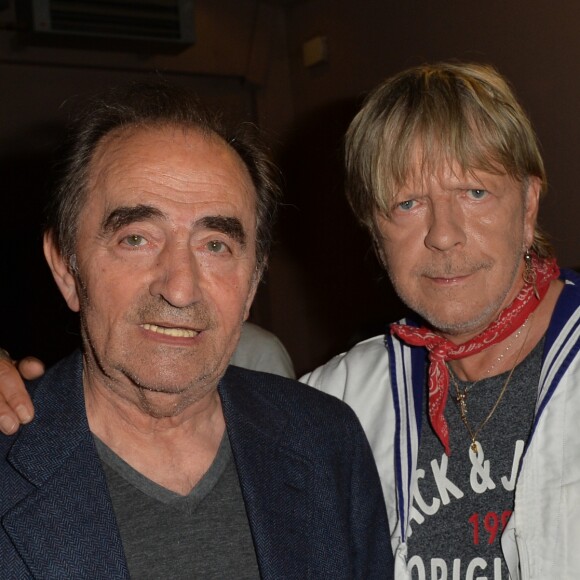 Exclusif - Richard Bohringer et Renaud - Backstage du concert exceptionnel de Grand Corps Malade avec de nombreux artistes sur scène au Trianon à Paris, le 17 juin 2016. À l'issue du concert Grand Corps Malade a reçu un disque de platine entouré de tous ses amis. © CVS / Veeren / Bestimage