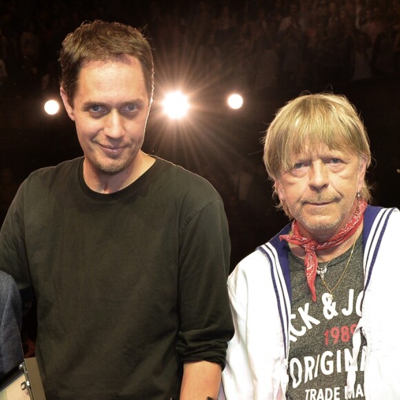 Exclusif - Richard Bohringer, Grand Corps Malade, Renaud, Véronique Sanson - Backstage du concert exceptionnel de Grand Corps Malade avec de nombreux artistes sur scène au Trianon à Paris, le 17 juin 2016. À l'issue du concert Grand Corps Malade a reçu un disque de platine entouré de tous ses amis. © CVS / Veeren / Bestimage