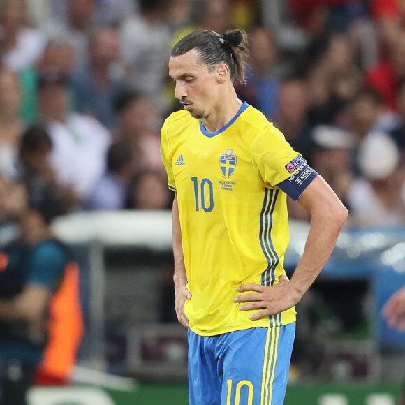 Zlatan Ibrahimovic au match de l'Euro 2016 Suède-Belgique au stade Allianz Riviera à Nice. C'est le dernier match de Zlatan Ibrahimovic sous les couleurs de la Suède, il prend sa retraite internationale. Nice, le 22 juin 2016. © Cyril Moreau/Bestimage