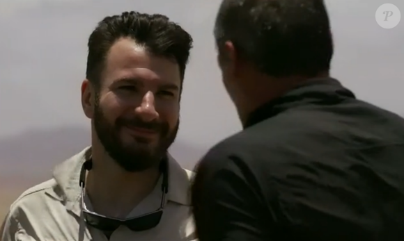 Michaël Youn dans l'émission "À l'état sauvage", diffusée le 28 juin sur M6. Il a parcouru 150 kilomètres en Namibie avec l'aventurier Mike Horn.