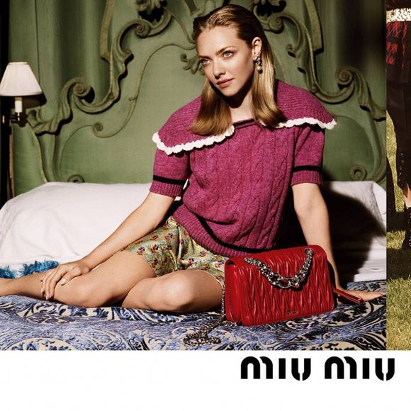 Amanda Seyfried figure sur la campagne automne-hiver 2016 de Miu Miu. Photo par Alasdair McLellan.