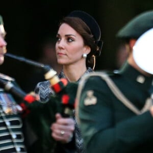 Le prince Harry, Kate Catherine Middleton, duchesse de Cambridge, et le prince William, duc de Cambridge - La famille royale d'Angleterre lors des commémorations du centenaire de la Bataille de la Somme à Thiepval. Le 30 juin 2016