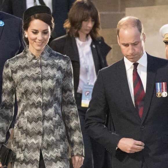 Le prince Harry, Kate Catherine Middleton, duchesse de Cambridge, et le prince William, duc de Cambridge - La famille royale d'Angleterre lors des commémorations du centenaire de la Bataille de la Somme à Thiepval. Le 30 juin 2016