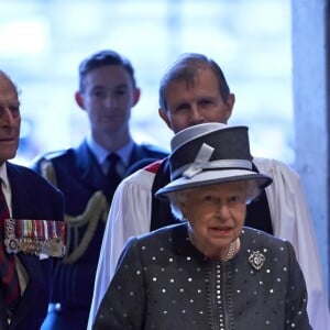 La reine Elisabeth II et le duc d'Edinburgh arrivent à l'abbaye de Westminster dans le cadre des commémorations du centenaire de la Bataille de la Somme. Cette bataille fût la plus meurtrière de la Première Guerre Mondiale. Londres, le 30 juin 2016.