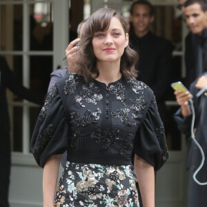 Marion Cotillard - Arrivées au défilé de mode Haute-Couture automne-hiver 2016/2017 "Christian Dior" à Paris. Le 4 juillet 2016 © CVS-Veeren / Bestimage