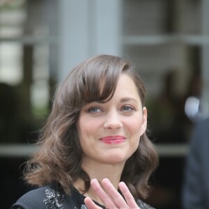 Marion Cotillard - Arrivées au défilé de mode Haute-Couture automne-hiver 2016/2017 "Christian Dior" à Paris. Le 4 juillet 2016 © CVS-Veeren / Bestimage