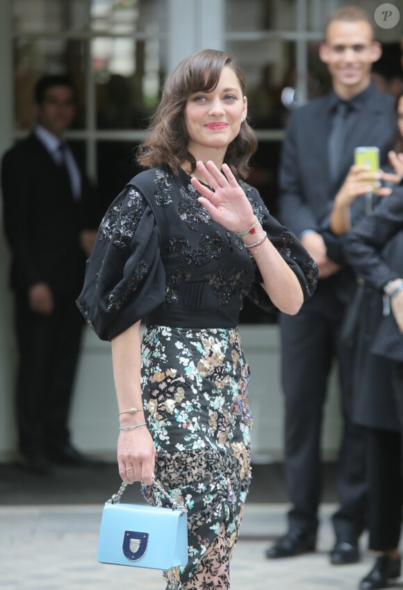 Marion Cotillard - Arrivées au défilé de mode Haute-Couture automne-hiver 2016/2017 "Christian Dior" à Paris. Le 4 juillet 2016 © CVS-Veeren / Bestimage