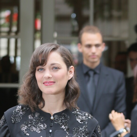 Marion Cotillard - Arrivées au défilé de mode Haute-Couture automne-hiver 2016/2017 "Christian Dior" à Paris. Le 4 juillet 2016 © CVS-Veeren / Bestimage