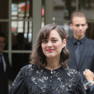 Marion Cotillard - Arrivées au défilé de mode Haute-Couture automne-hiver 2016/2017 "Christian Dior" à Paris. Le 4 juillet 2016 © CVS-Veeren / Bestimage
