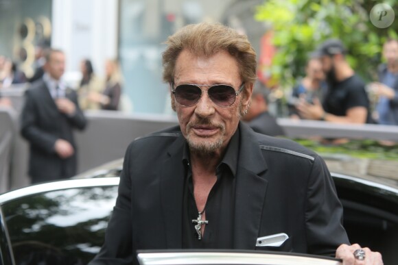 Johnny Hallyday - Arrivées au défilé de mode Haute-Couture automne-hiver 2016/2017 "Christian Dior" à Paris. Le 4 juillet 2016 © CVS-Veeren / Bestimage