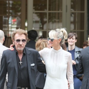 Johnny Hallyday et sa femme Laeticia - Arrivées au défilé de mode Haute-Couture automne-hiver 2016/2017 "Christian Dior" à Paris. Le 4 juillet 2016 © CVS-Veeren / Bestimage