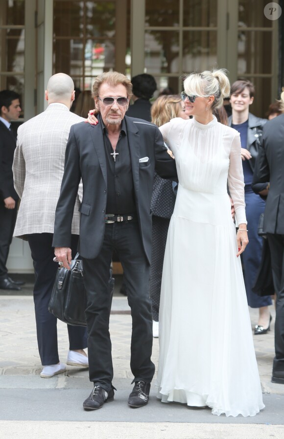 Johnny Hallyday et sa femme Laeticia - Arrivées au défilé de mode Haute-Couture automne-hiver 2016/2017 "Christian Dior" à Paris. Le 4 juillet 2016 © CVS-Veeren / Bestimage