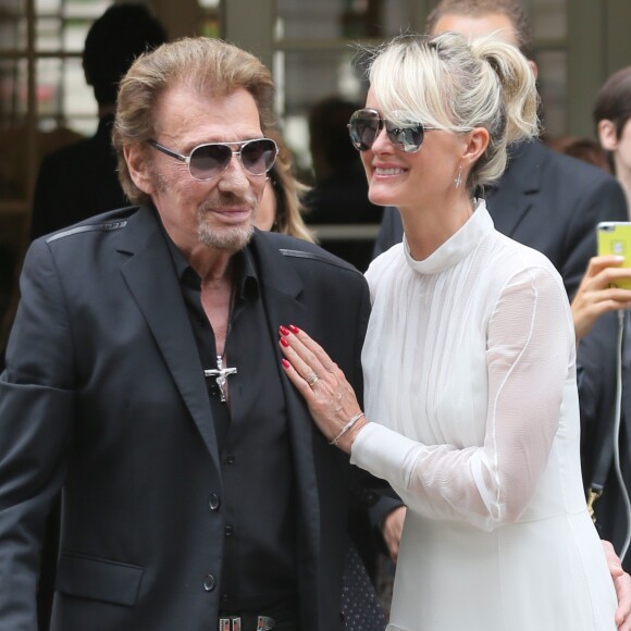 Johnny Hallyday et sa femme Laeticia - Arrivées au défilé de mode Haute-Couture automne-hiver 2016/2017 "Christian Dior" à Paris. Le 4 juillet 2016 © CVS-Veeren / Bestimage