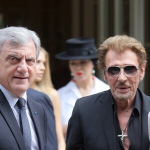 Sidney Toledano (PDG Christian Dior Couture), Johnny Hallyday et sa femme Laeticia quittant le défilé Christian Dior haute houture automne-hiver 2016-2017 à Paris. Le 4 juillet 2016 © CVS-Veeren / Bestimage