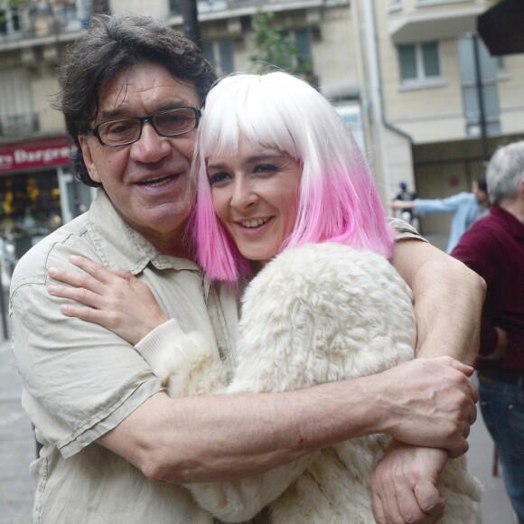 Exclusif - Jean-François Davy et Emmanuelle Boidron - Tournage du film "Vive la crise" à Paris. Le 7 juin 2016 © Daniel Angeli / Bestimage