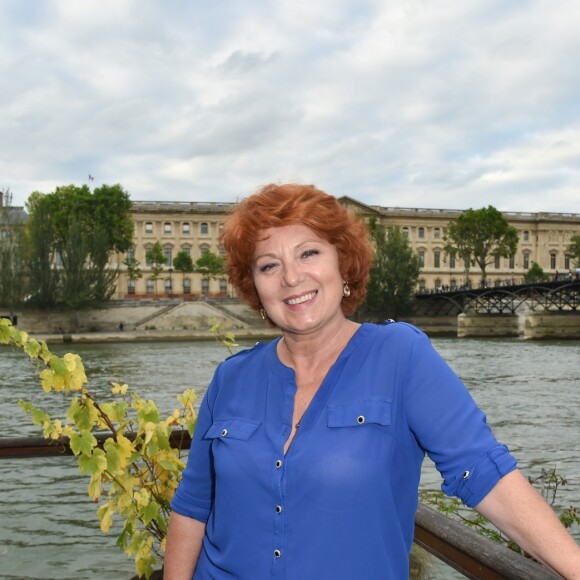 Exclusif - Véronique Genest - Soirée "Fête des fictions de France 3" à la péniche La Balle au Bond au port des Saints-Pères à Paris, le 4 juillet 2016. © Lionel Urman/Bestimage