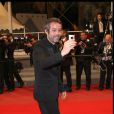 YANN BARTHES - MONTEE DES MARCHES DU FILM "L'AUTRE MONDE" - 63 EME FESTIVAL DU FILM DE CANNES