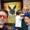 Matthew Bellamy fête l'anniversaire de son fils Bingham avec son ex Kate Hudson et son fils Ryder. Photo publiée sur Instagram le 9 juillet 2016