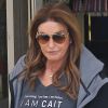 Caitlyn Jenner avec un t-shirt "I am Cait" à Los Angeles le 7 mars 2016