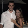 Gareth Bale a demandé sa compagne Emma Rhys-Jones en mariage le 16 juillet 2016, jour de son 27e anniversaire. En couple abec le Gallois depuis le lycée, elle a dit oui !