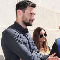 Attentat de Nice : Hugo Lloris et sa femme émus, recueillement sur la Promenade