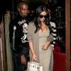 Kim Kardashian et son mari Kanye West quittent le studio de Karl Lagerfeld, puis ils sont allés dîner au restaurant Ferdi et ensuite ils sont allés prendre un verre à l'hôtel Costes avant de retourner chez eux à Paris, France, le 13 juin 2016.