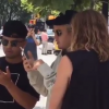 Justin Bieber à Central Park en train de jouer à Pokemon Go. Photo publiée sur Twitter, datée du 16 juillet 2016