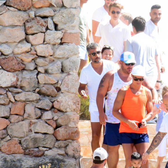 Cristiano Ronaldo profite avec ses proches et notamment son fils Cristiano Jr. de ses vacances dans les Baléares, ici à Formentera le 19 juillet 2016.