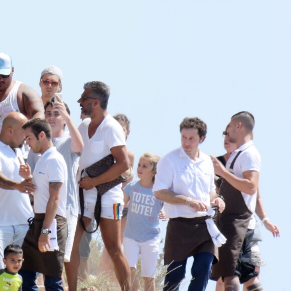 Cristiano Ronaldo profite avec ses proches et notamment son fils Cristiano Jr. de ses vacances dans les Baléares, ici à Formentera le 19 juillet 2016.