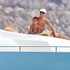 Cristiano Ronaldo se ressource avec son fils Cristiano Jr et sa mère Maria Dolores dos Santos Aveiro en vacances à Ibiza, le 13 juillet 2016.