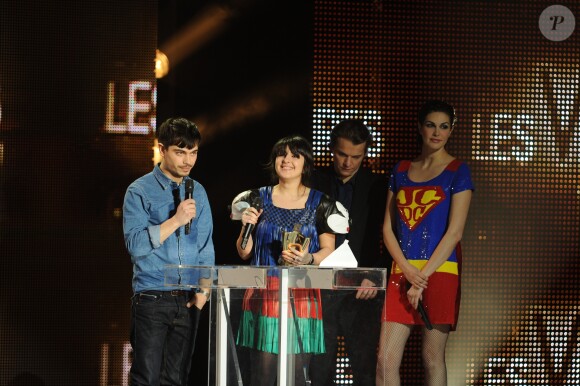 Lilly Wood and the Prick reçoit la Victoire de la "Révélation du public" devant Helena Noguerra et Bénabar - 26ème Victoires de la Musique au Zénith de Lille, le 9 février 2011.