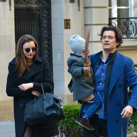 Miranda Kerr et Orlando Bloom reunis pour leur fils Flynn a New York, le 30 novembre 2013.