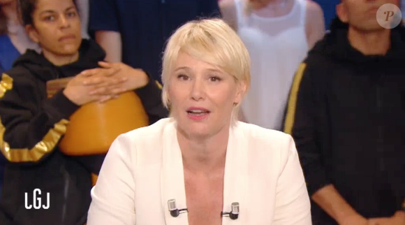 Les adieux de Maïtena Biraben dans "Le Grand journal" de Canal+. Le 24 juin 2016.