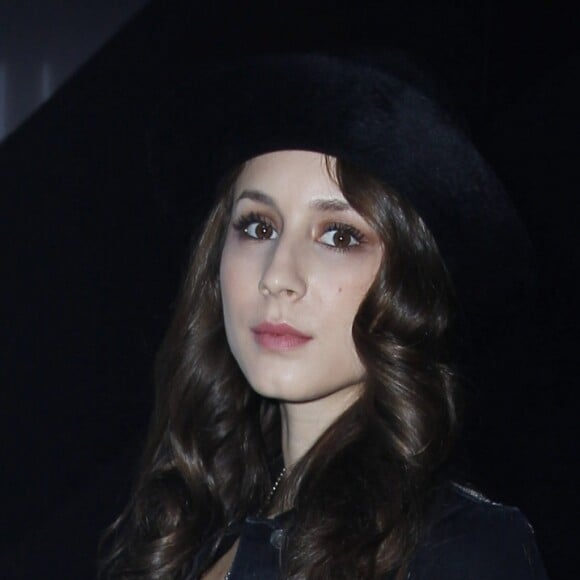 Troian Bellisario au défilé H&M au Grand Palais à Paris, le 26 février 2014.