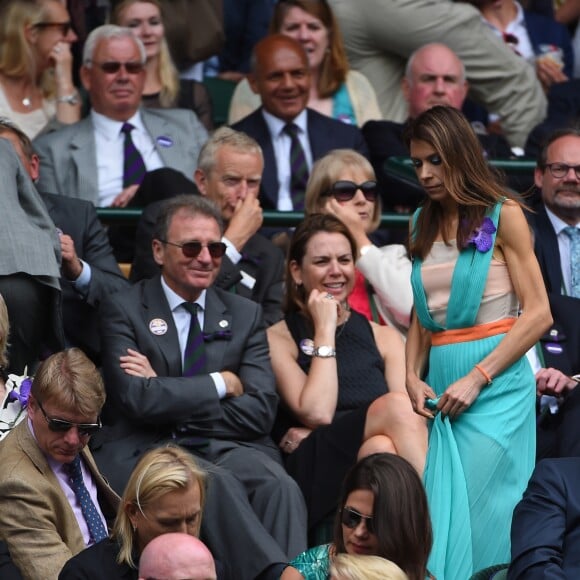 Marion Bartoli, amaigrie et malade, dans les tribunes de Wimbledon le 9 juillet 2016.